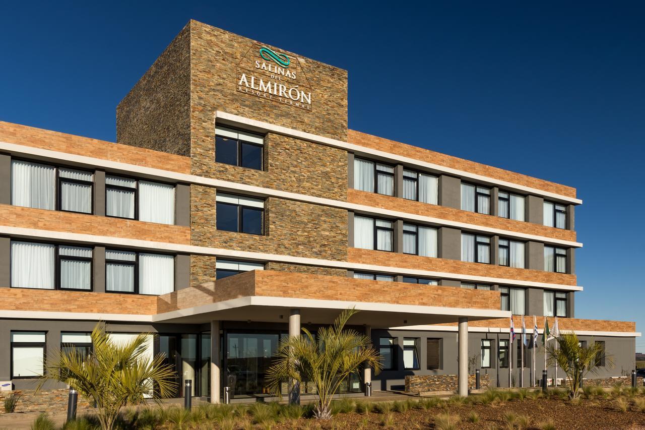 Salinas Del Almiron Resort Termal 阿尔米隆温泉 外观 照片