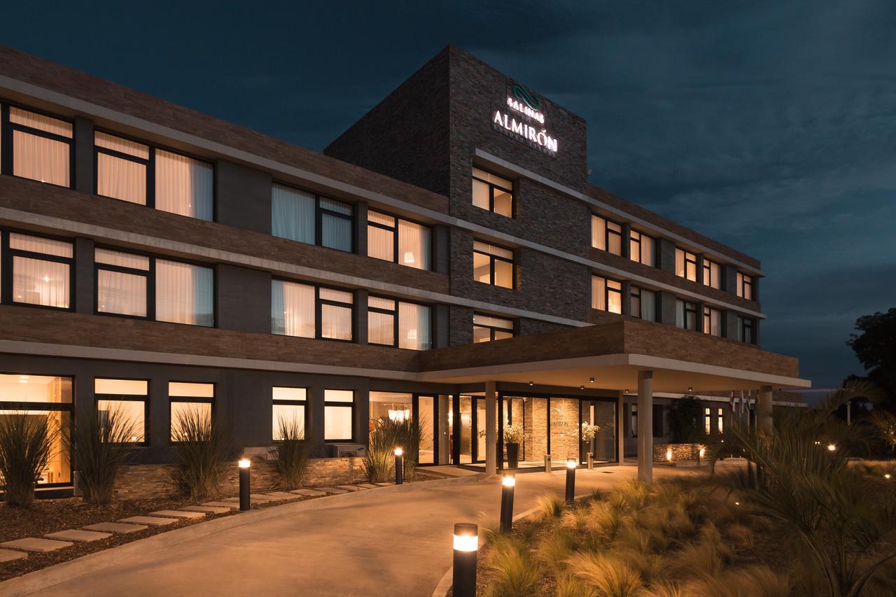 Salinas Del Almiron Resort Termal 阿尔米隆温泉 外观 照片